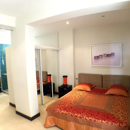4 Chambres Croisette Vue Mer. Appartement