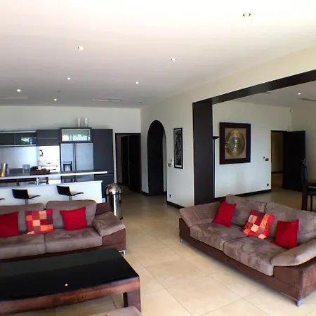 Appartement 4 Chambres Croisette Vue Mer. Cannes